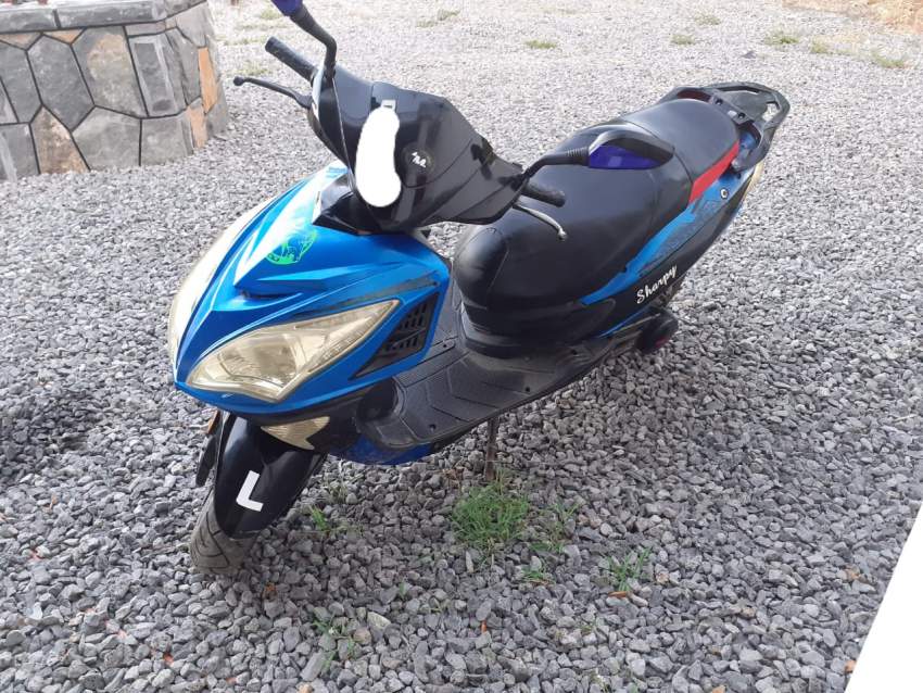 Scooter 125 cc - 3 - Scooters (above 50cc)  on Aster Vender