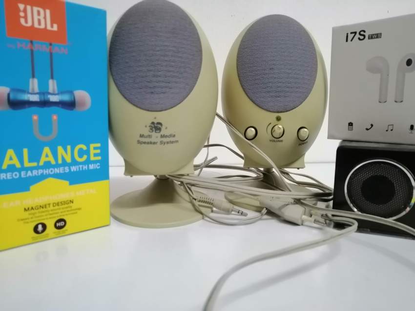 2 Phones + Accessories - 1 - Samsung Phones  on Aster Vender