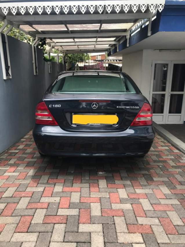 Mercedes-Benz  - 1 - Luxury Cars  on Aster Vender