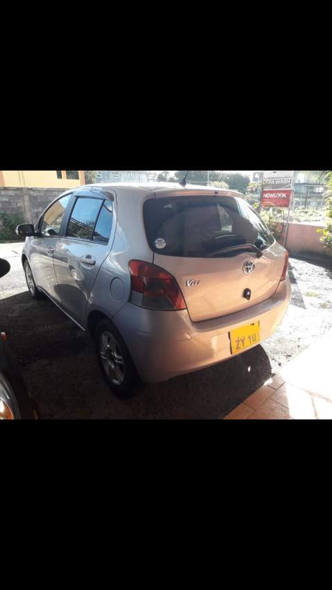 Toyota vitz - 2 - Family Cars  on Aster Vender