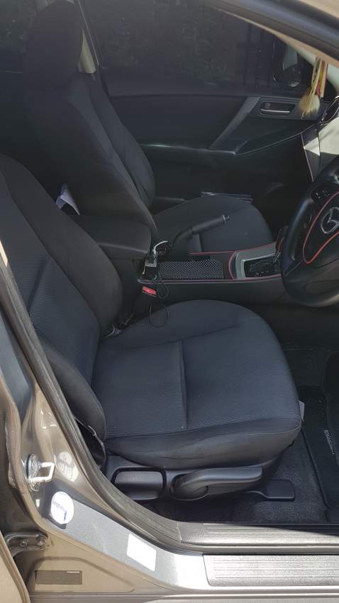 Mazda 3 yr 09 - 3 - Family Cars  on Aster Vender