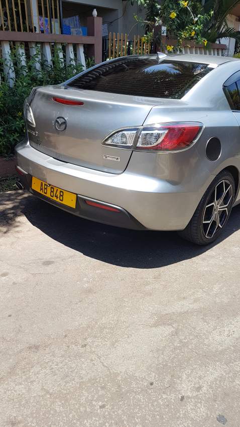 Mazda 3 yr 09 - 0 - Family Cars  on Aster Vender