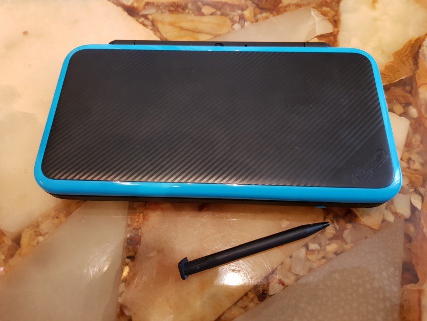 Nintendo new 2ds xl (2 month) - 0 - All electronics products  on Aster Vender