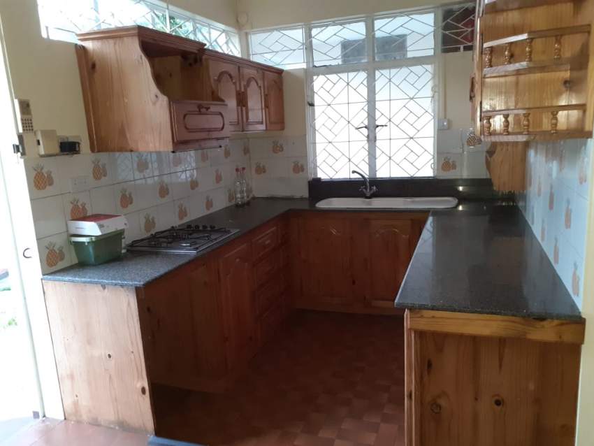 Storeyed House for sale at beau-bassin (near LOVELY HOME) - 2 - Others  on Aster Vender