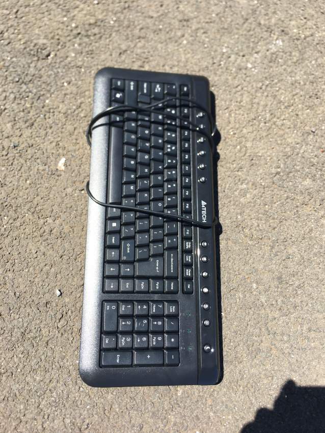 Clavier ordinateur neuf on Aster Vender