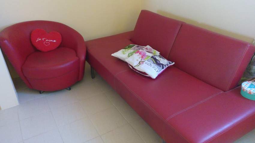 canape et 2 fauteuils - 0 - Sofa bed  on Aster Vender