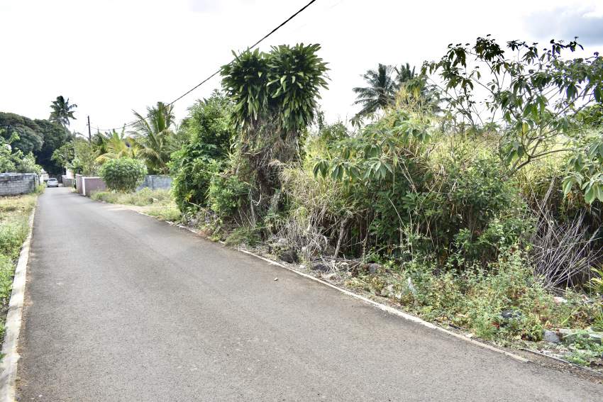 Residential/Commercial Land for Sale (11 perches) - 2 - Land  on Aster Vender
