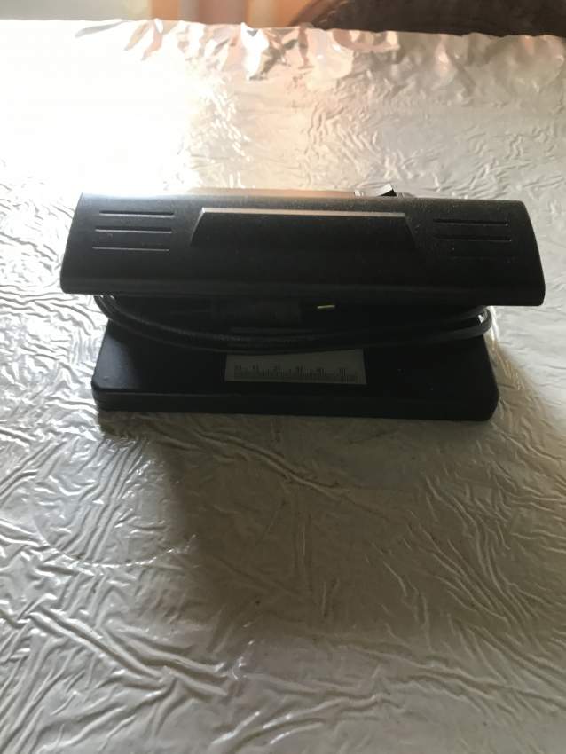 Bank notes testing machine. - 0 - All electronics products  on Aster Vender