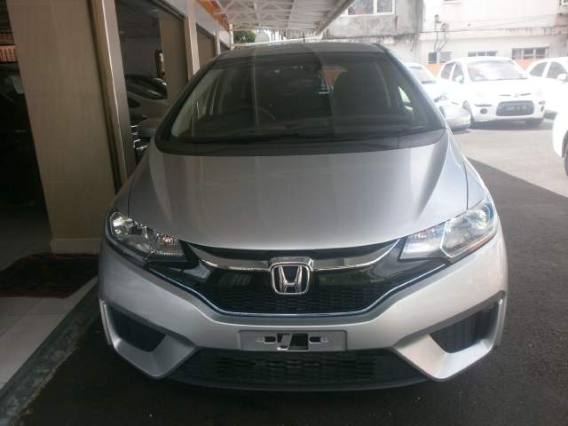 Honda fit Hybrid F Package  - 0 - Family Cars  on Aster Vender