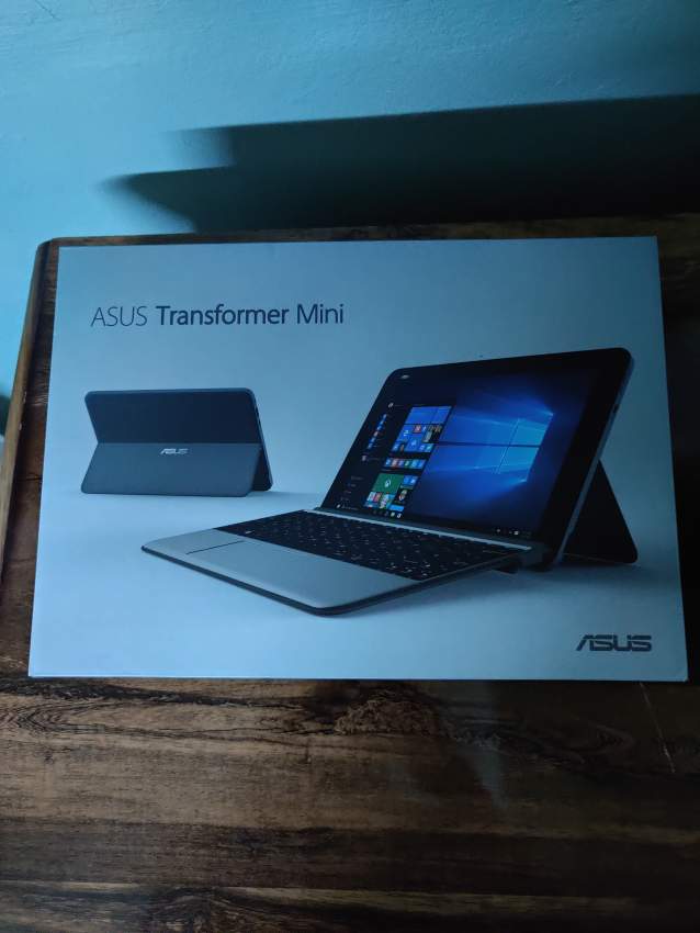 Asus Transformer 2 in 1 - 1 - Laptop  on Aster Vender
