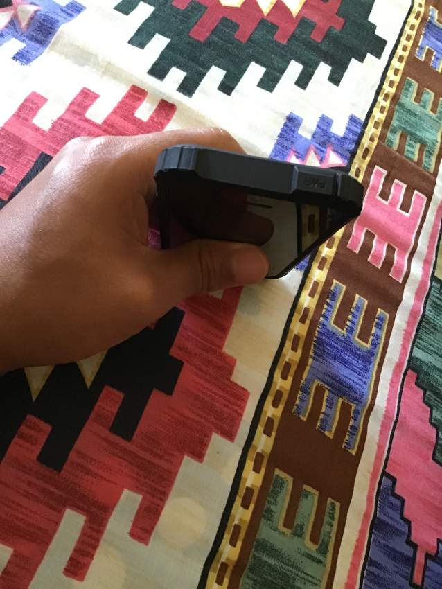 iPhone 5s (16gb) without scratches - 2 - iPhones  on Aster Vender