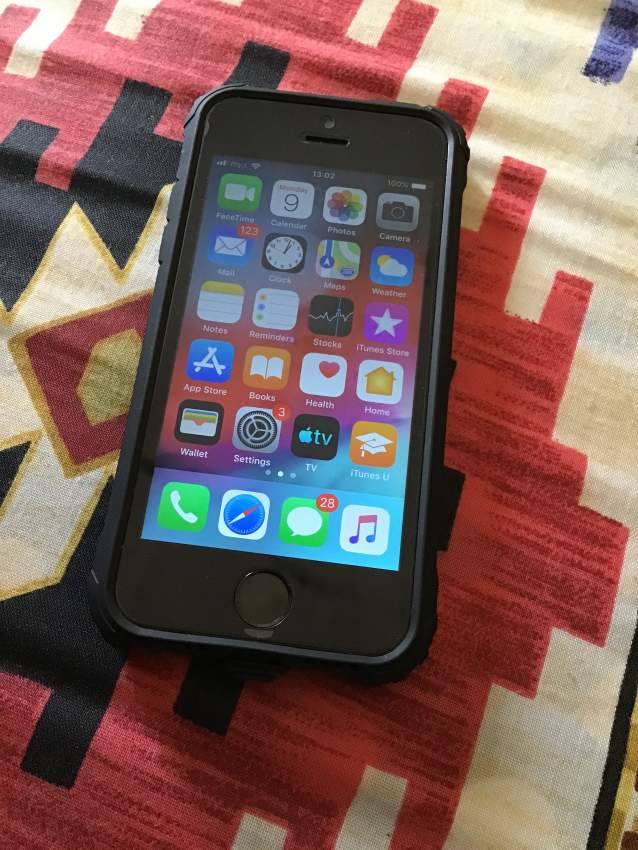 iPhone 5s (16gb) without scratches - 0 - iPhones  on Aster Vender