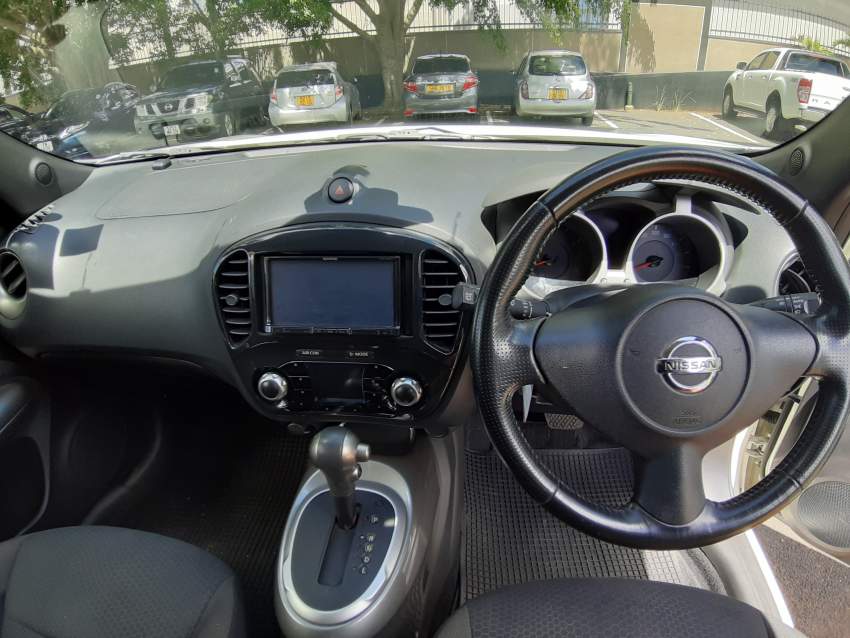 Nissan Juke - 5 - SUV Cars  on Aster Vender