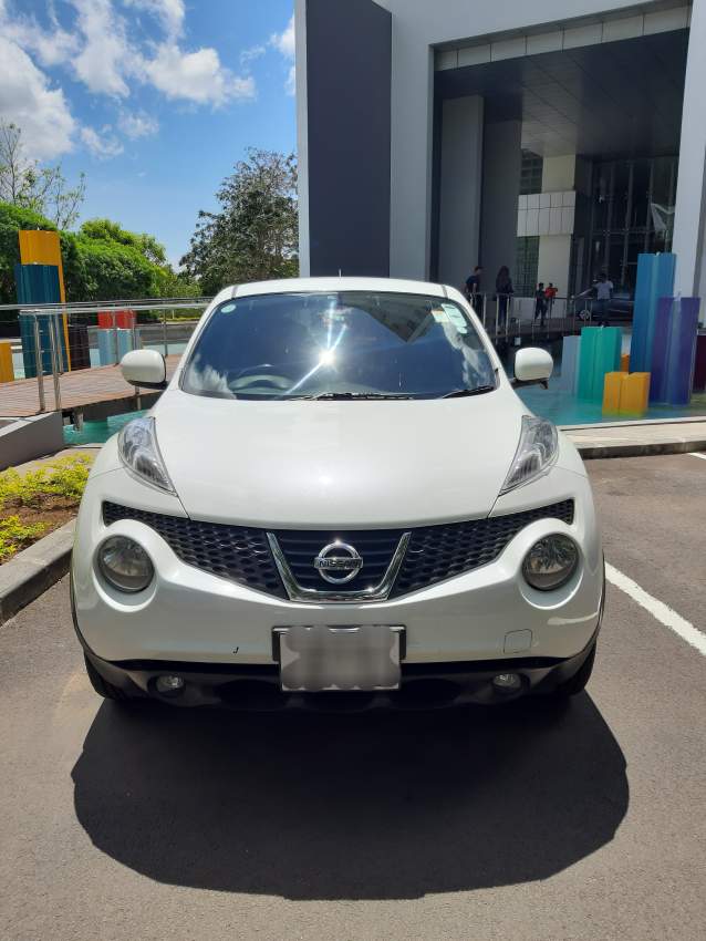 Nissan Juke - 6 - SUV Cars  on Aster Vender