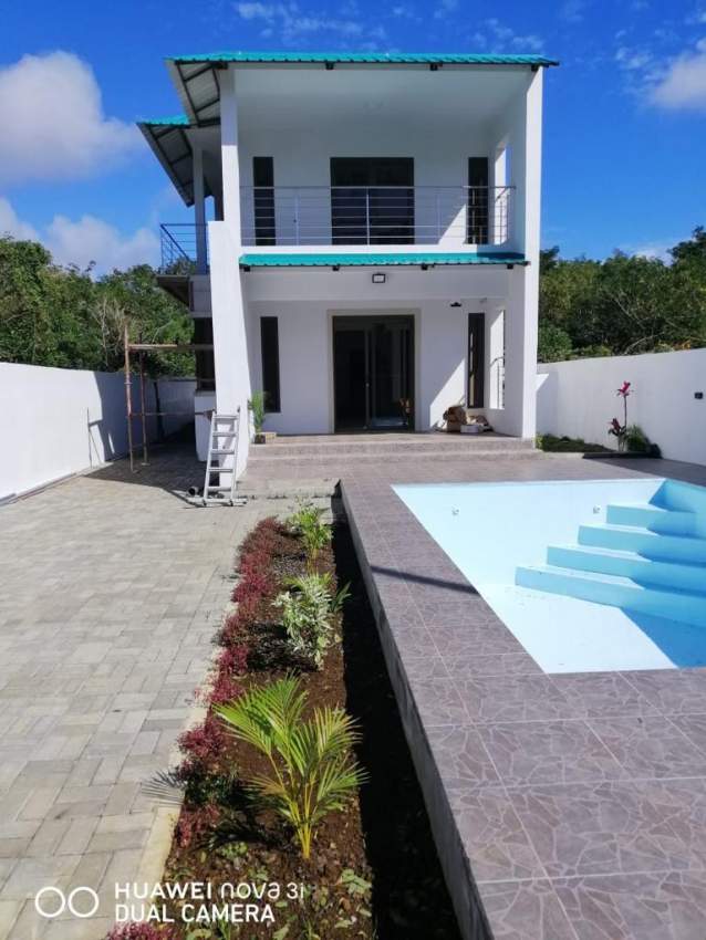 Belle maison à étage de 3 chambres à coucher - 0 - House  on Aster Vender