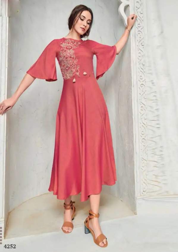 .long dress  - 0 - Dresses (Women)  on Aster Vender