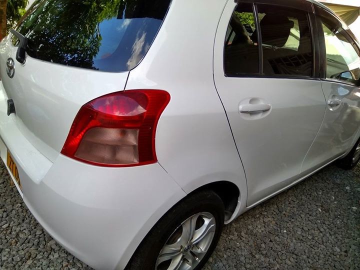 Toyota Vitz 05 Automatic - 0 - Compact cars  on Aster Vender