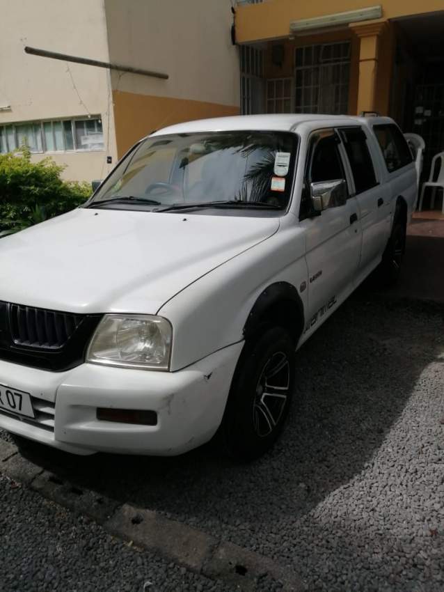 4x2 mitsubishi L200 year 07 - 0 - Pickup trucks (4x4 & 4x2)  on Aster Vender