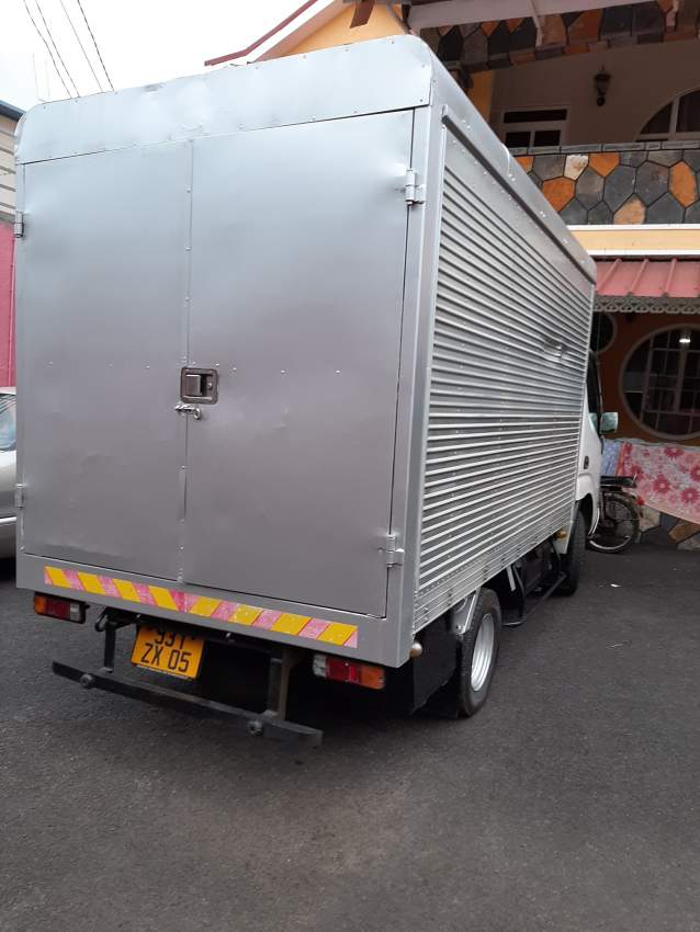 Toyota dyna RS2.00 per km - 4 - Small trucks (Camionette)  on Aster Vender