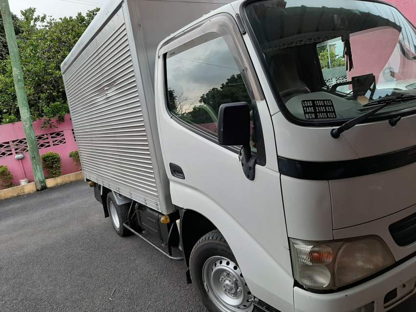 Toyota dyna RS2.00 per km - 0 - Small trucks (Camionette)  on Aster Vender