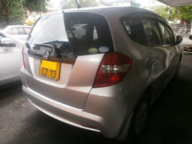 Honda fit  - 3 - Family Cars  on Aster Vender