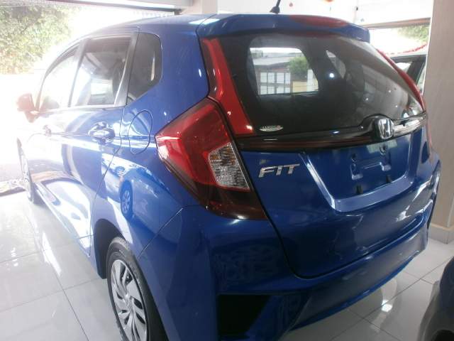 Honda fit  - 7 - Family Cars  on Aster Vender