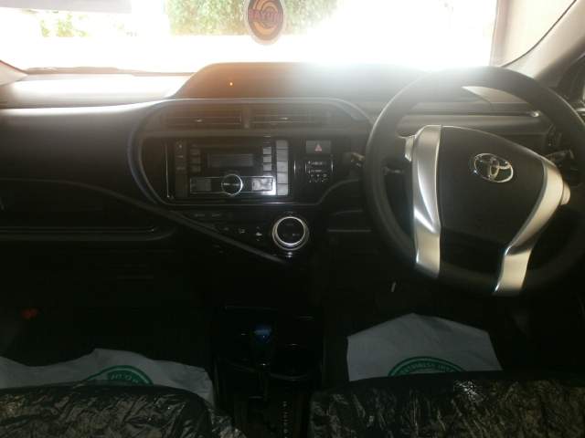 Toyota Aqua  - 4 - Family Cars  on Aster Vender