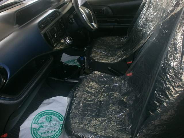 Toyota Aqua  - 5 - Family Cars  on Aster Vender