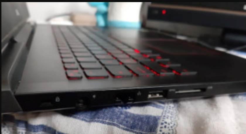 Dell inspiron 7577 (gaming laptop) - 2 - Gaming Laptop  on Aster Vender