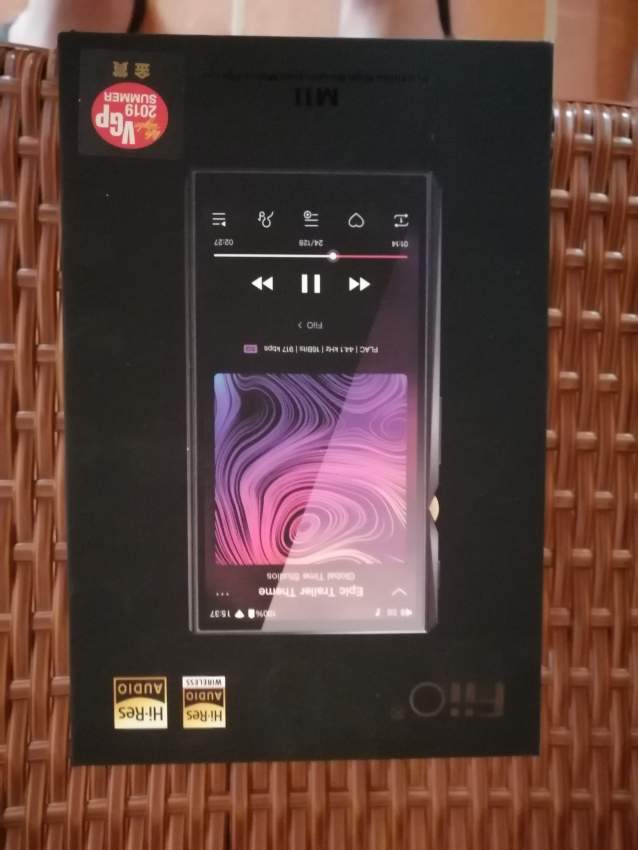 Music player FIIO M11 on Aster Vender