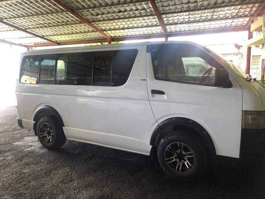 TOYOTA HIACE  - 2 - Cargo Van (Delivery Van)  on Aster Vender