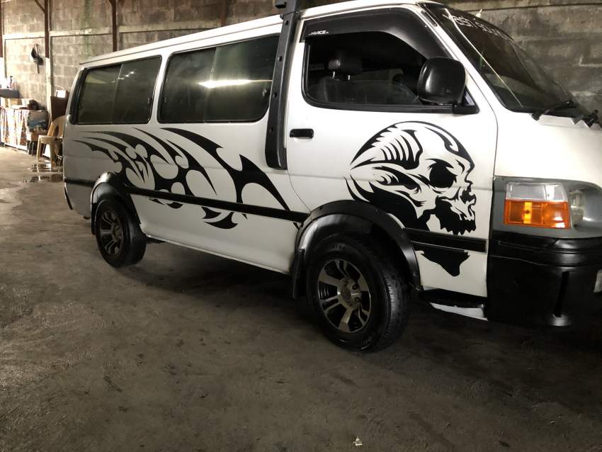 TOYOTA HIACE - 3 - Passenger Van  on Aster Vender