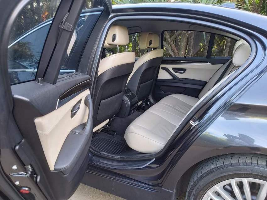 BMW 523 2010 - 3 - Family Cars  on Aster Vender