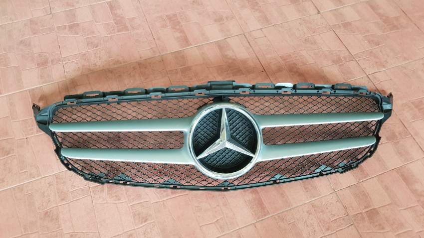 Mercedes C180 grill. Year 2018 - 0 - Spare Part  on Aster Vender