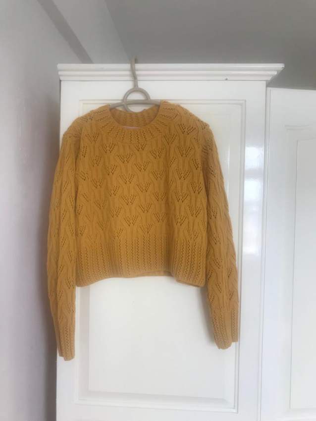Sweater - Original from UK on Aster Vender
