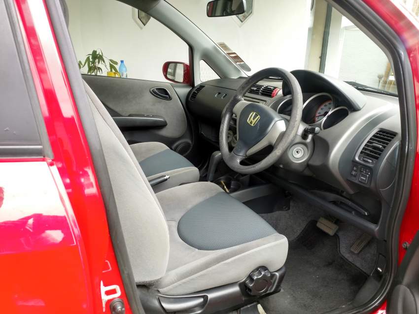 2007 Honda Fit (Japan) - 6 - Family Cars  on Aster Vender