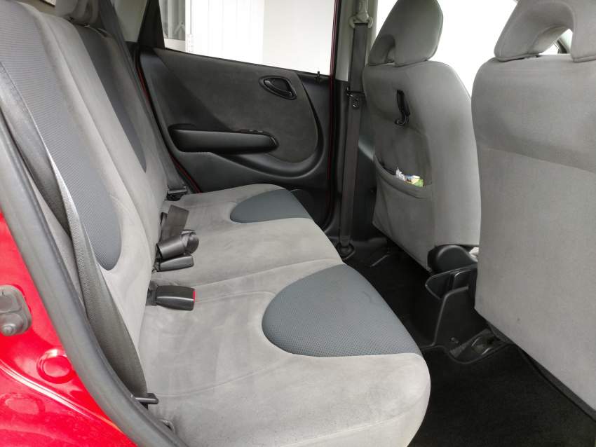 2007 Honda Fit (Japan) - 3 - Family Cars  on Aster Vender