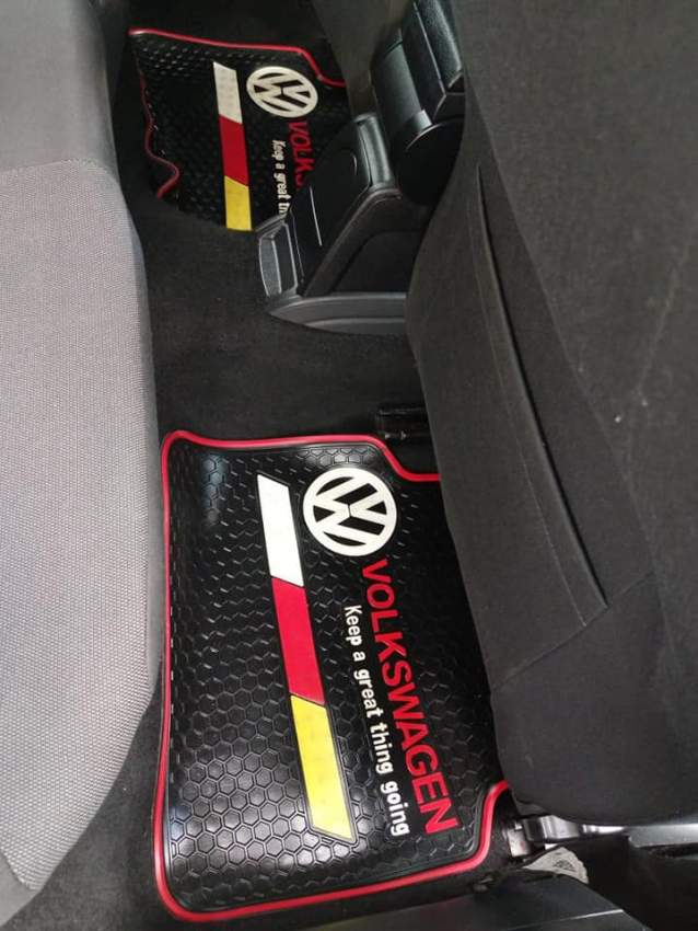 volkswagen polo 2011 - 3 - Compact cars  on Aster Vender