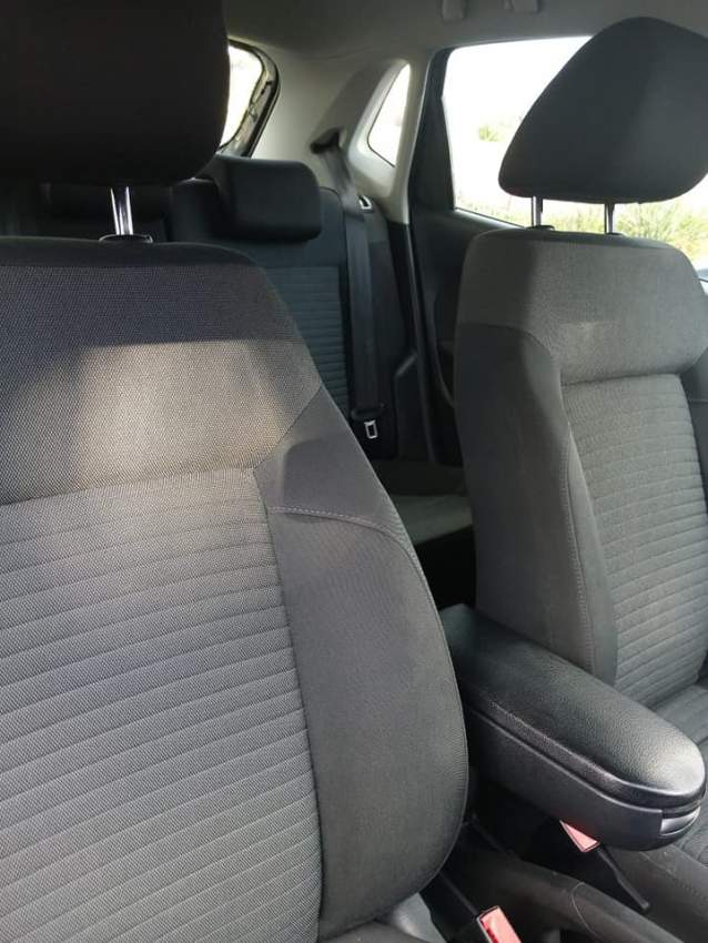 volkswagen polo 2011 - 2 - Compact cars  on Aster Vender