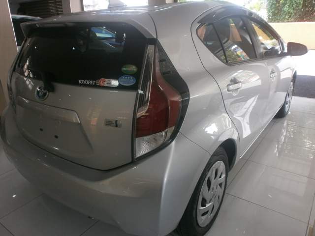 Toyota Aqua - 4 - Family Cars  on Aster Vender