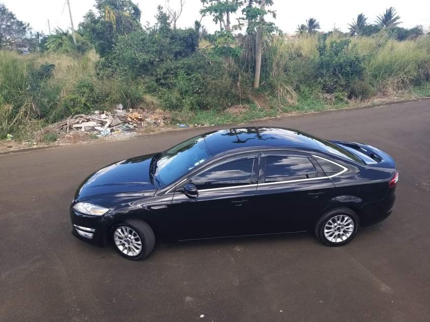 Ford Mondeo 2011 - 3 - Family Cars  on Aster Vender