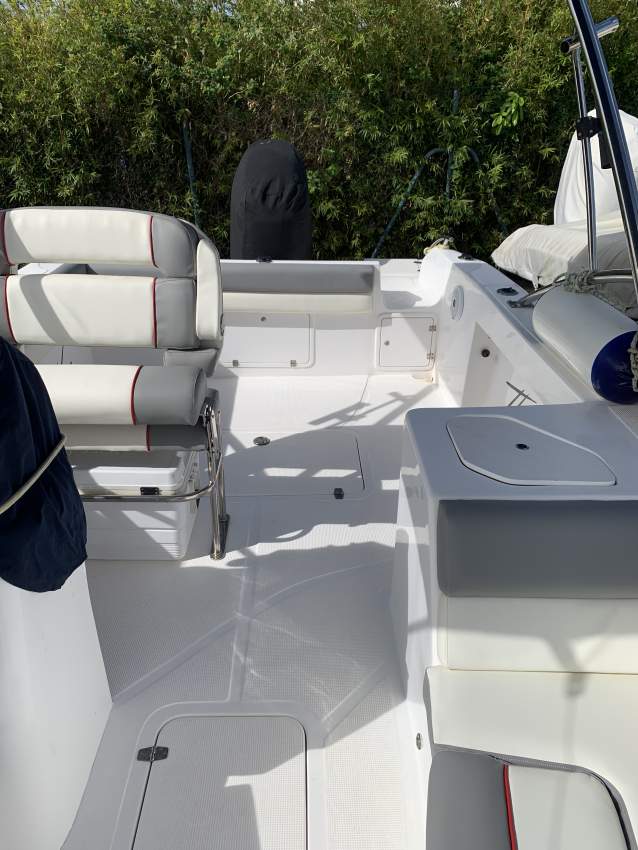 21ft Legend - 9 - Boats  on Aster Vender