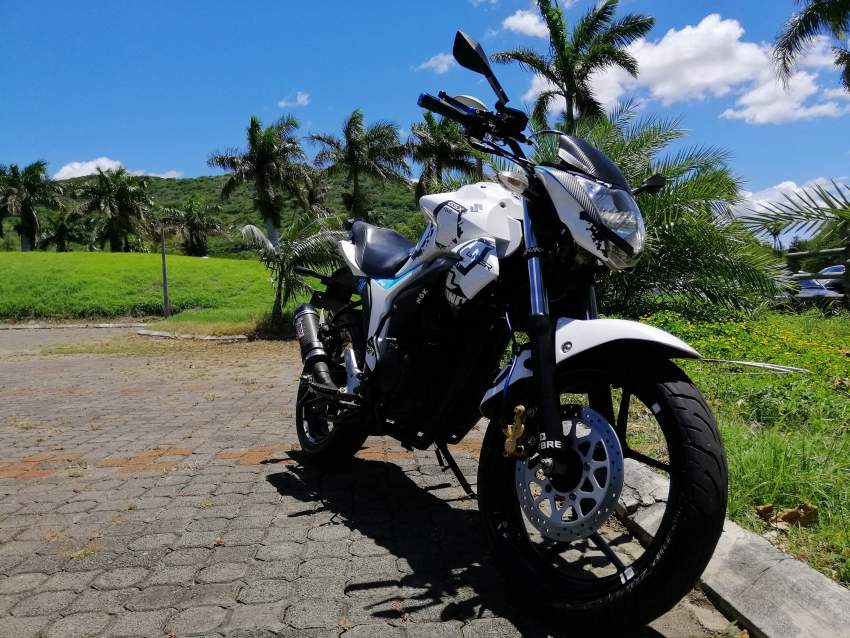 Suzuki Gixxer 150 - 0 - Sports Bike  on Aster Vender