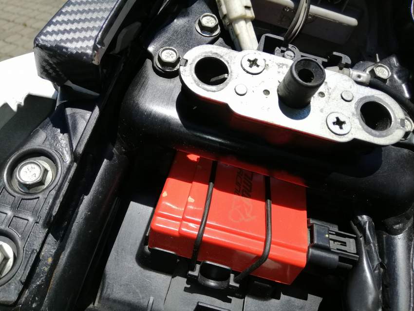 Suzuki Gixxer 150 - 4 - Sports Bike  on Aster Vender