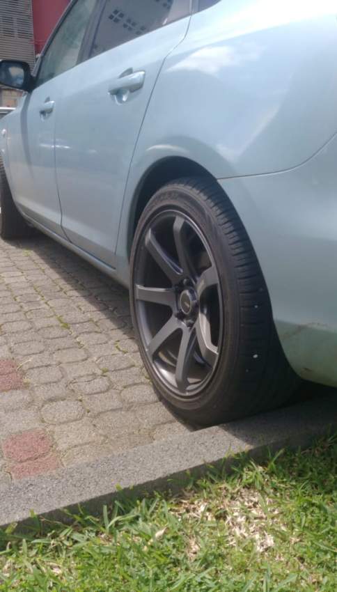 jante forge 17x8j pcd 114.3x5 + pneu sport 225/45/17 - 0 - Spare Part  on Aster Vender