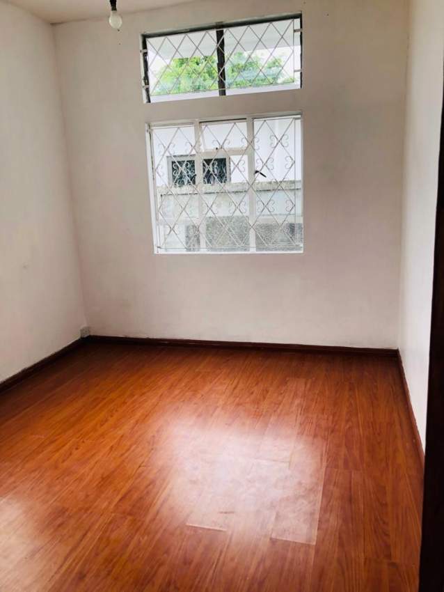 Maison a vendre - 13 perche - Rs 4.5M - 5 - House  on Aster Vender