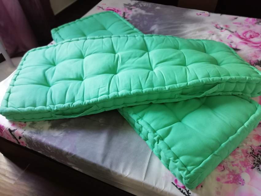 Small matresses  - 2 - Duvet  on Aster Vender