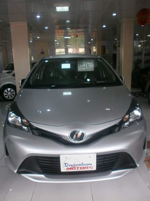Toyota vitz  - 0 - Family Cars  on Aster Vender