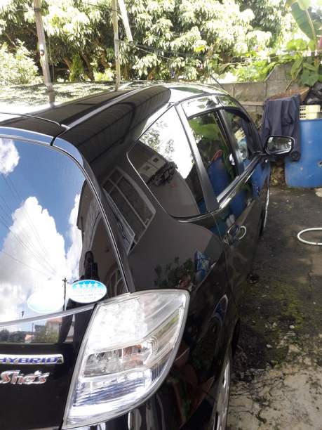 Honda fit hybrid she's edition - 1 - Compact cars  on Aster Vender