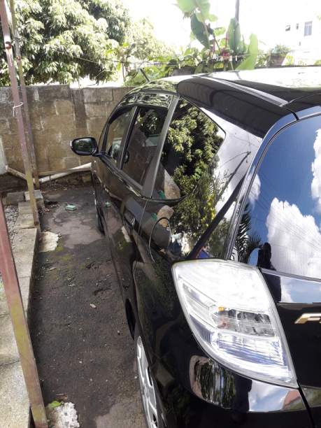 Honda fit hybrid she's edition - 2 - Compact cars  on Aster Vender